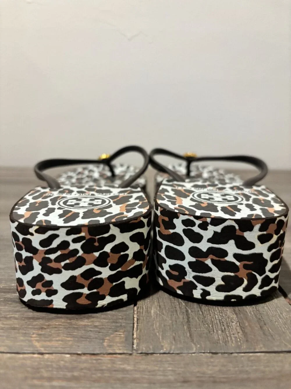 Brand New Tory Burch Thandie Leopard Wedge Sandal - Picture 3 of 6
